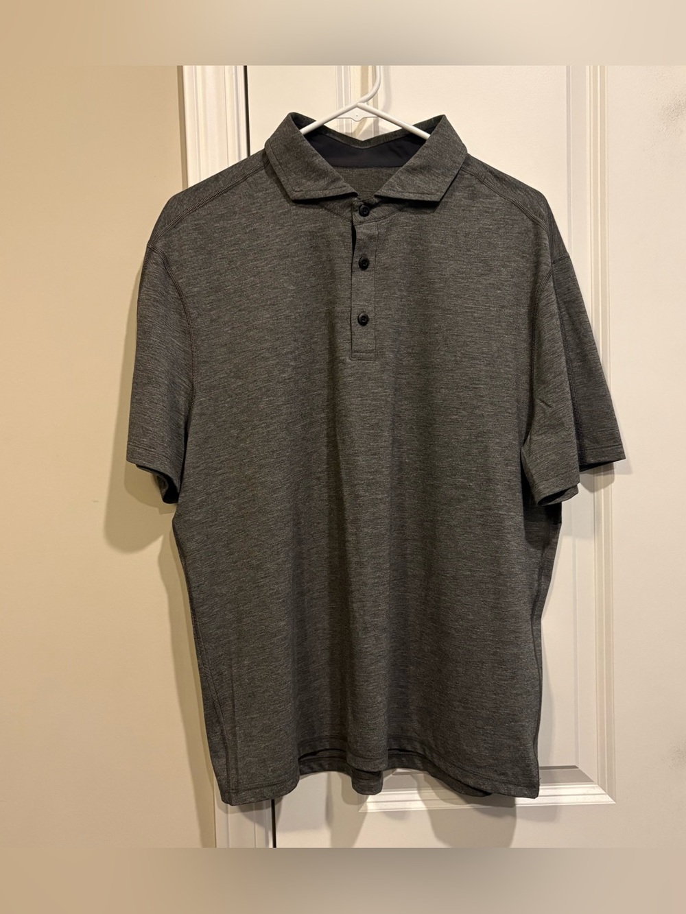 Men's Lululemon Evolution Short-Sleeve Golf Polo Shirt in Gray Size Medium